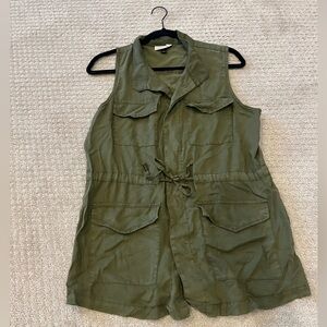 Universal Thread Olive Green Utility Vest
